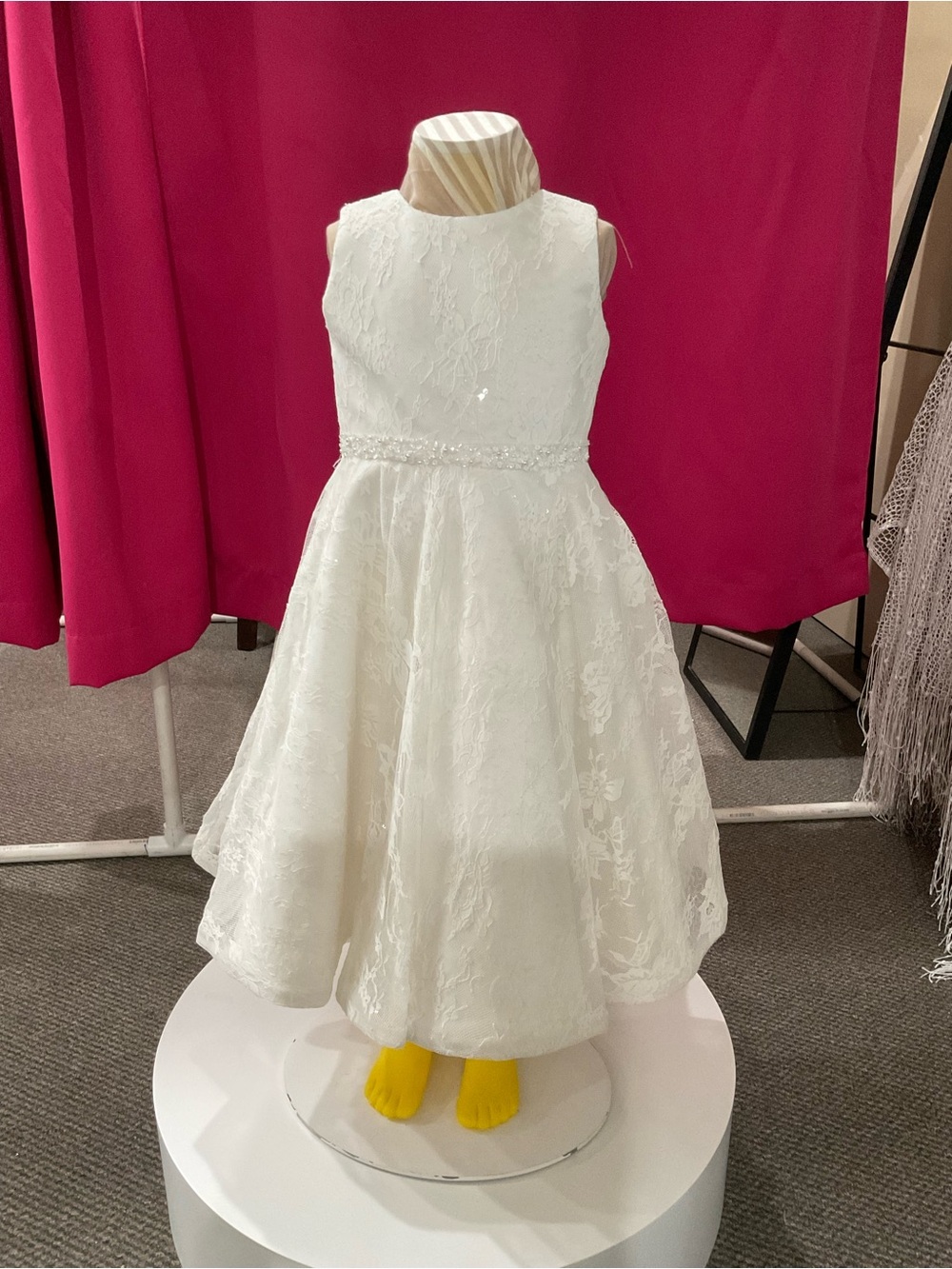 Mon Cheri White Lace Sleeveless Flower Girl Dress